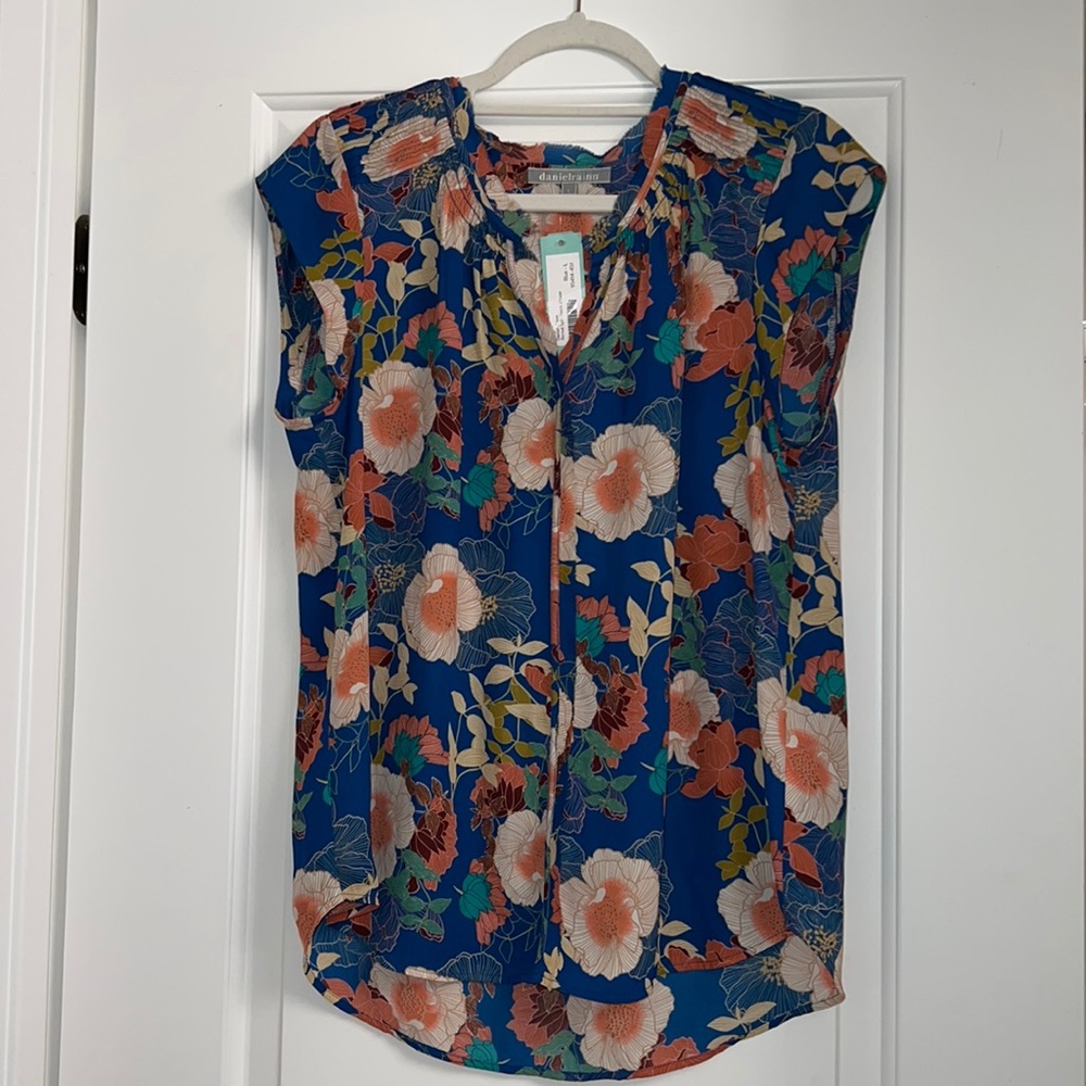Stitch fix Daniel Rainn Bernal split neck